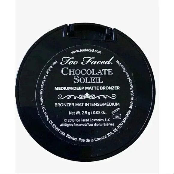Too Face Chocolate Soleil Matte Travel Bronzer - Picture 3 of 3